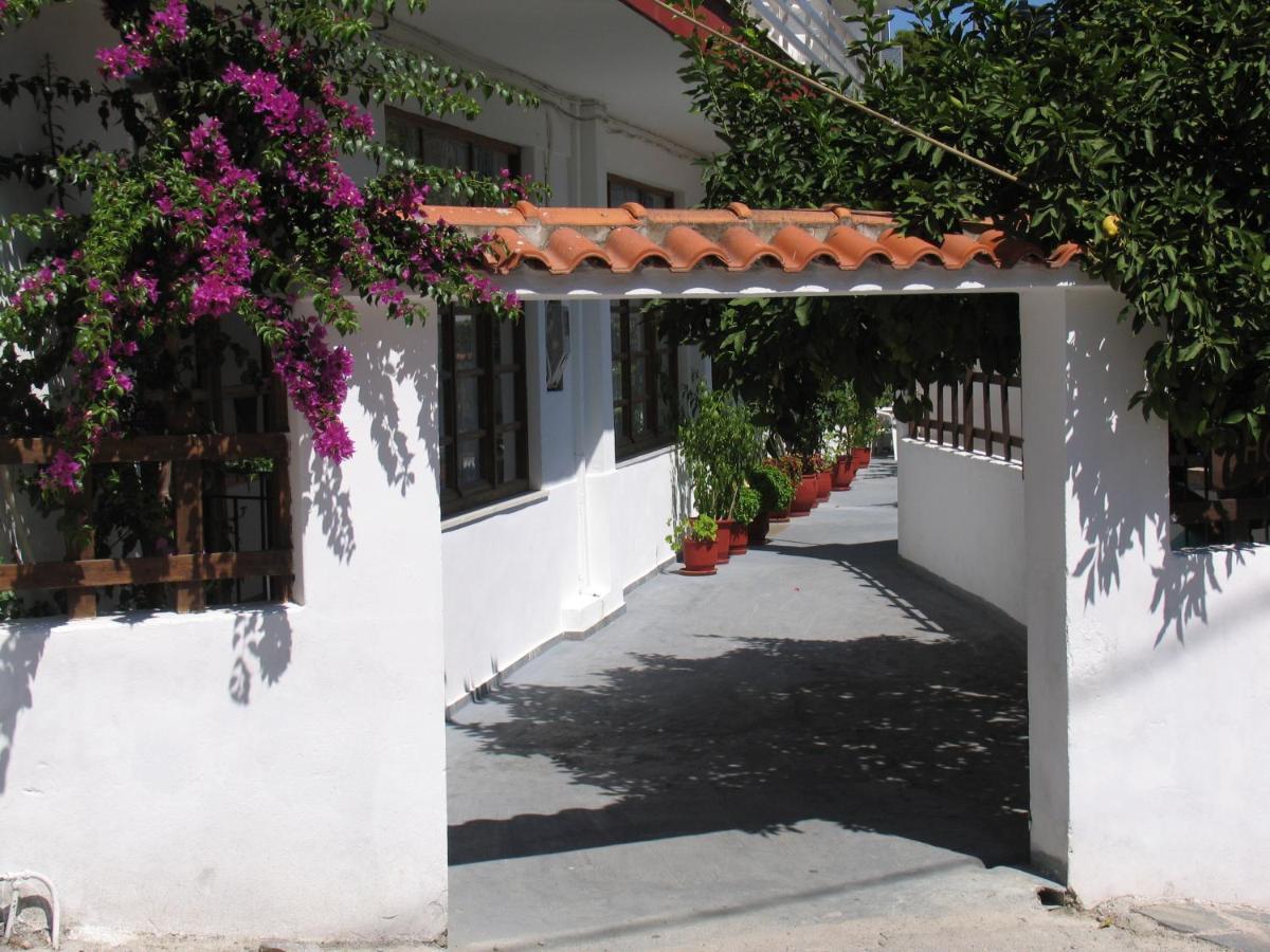 Hotel Julieta'S House Patitírion Exterior foto